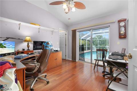 469 NE 1st Pl, Cape Coral FL - photo 22 of 46