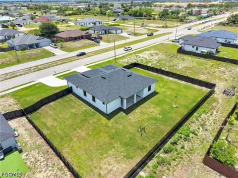 914 Chiquita Blvd N, Cape Coral FL - photo 11 of 41