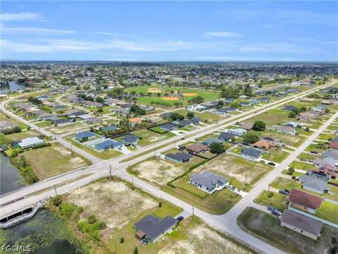 914 Chiquita Blvd N, Cape Coral FL - photo 9 of 41