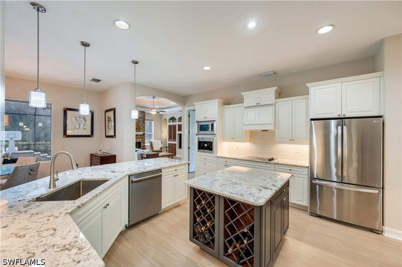 5 bedroom SingleFamilyResidence at 2116 Harlans Run, Hawksridge, Naples — photo 3