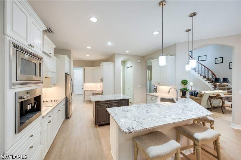 5 bedroom SingleFamilyResidence at 2116 Harlans Run, Hawksridge, Naples — photo 4