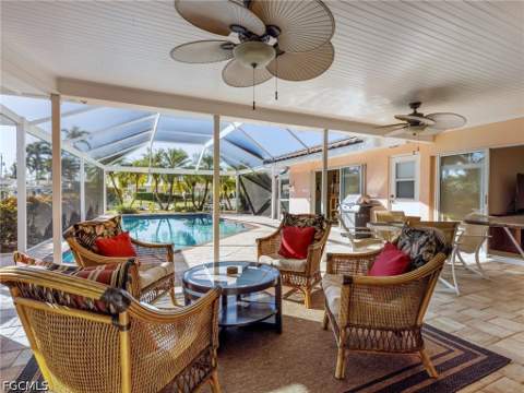 392 Snow Dr, Fort Myers FL - photo 14 of 49