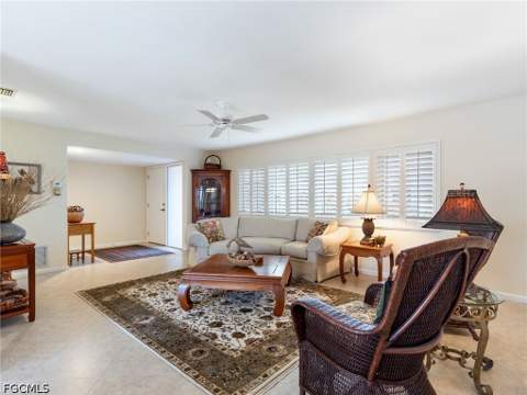 392 Snow Dr, Fort Myers FL - photo 8 of 49