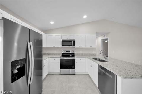 6148 Hughes Ave, Fort Myers FL - photo 6 of 16