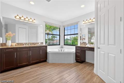 13852 Luna Dr, Naples FL - photo 12 of 29