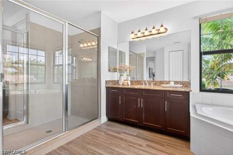 13852 Luna Dr, Naples FL - photo 13 of 29