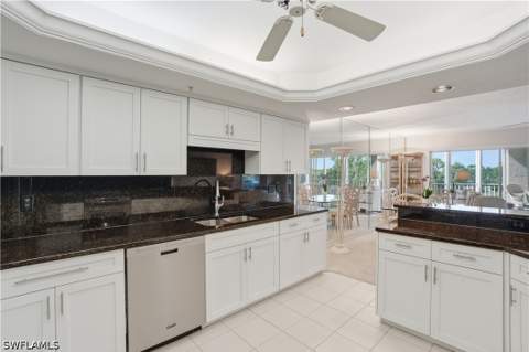 26880 Wedgewood Dr 402, Bonita Springs FL - photo 10 of 40