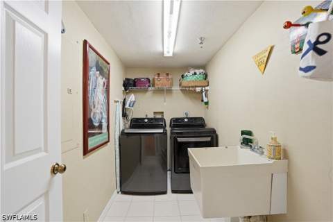 26880 Wedgewood Dr 402, Bonita Springs FL - photo 24 of 40