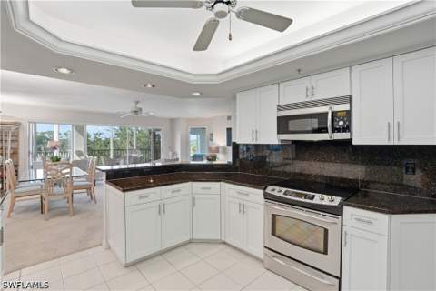 26880 Wedgewood Dr 402, Bonita Springs FL - photo 9 of 40