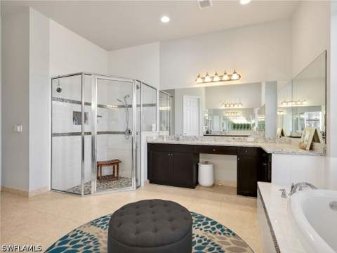 2756 Crystal WAY, Naples FL - photo 15 of 46