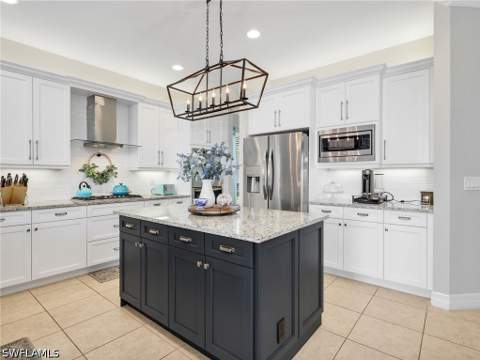 2756 Crystal WAY, Naples FL - photo 21 of 46