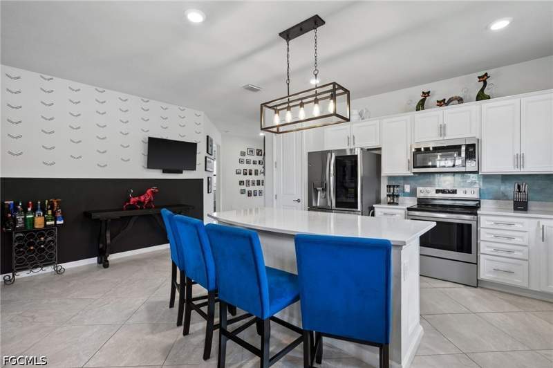 3 bedroom SingleFamilyResidence at 16141 Palmetto Prairie Dr, Hampton Lakes, Alva — photo 5