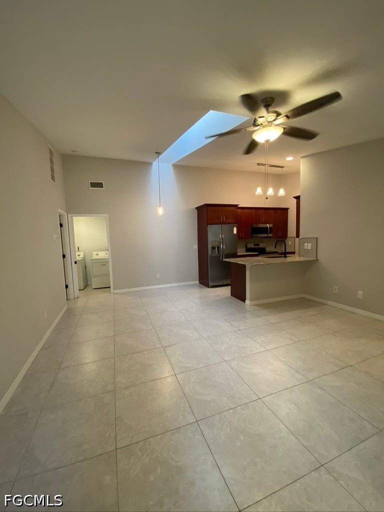 2 bedroom Attached at 1425 SW 51st Ln 93, Courtyards Of Cape Coral South, Cape Coral — photo 3