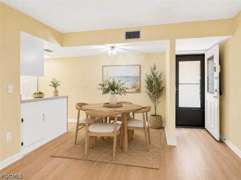 12481 McGregor Blvd 17, Fort Myers FL - photo 12 of 33