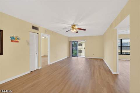 12481 McGregor Blvd 17, Fort Myers FL - photo 8 of 33