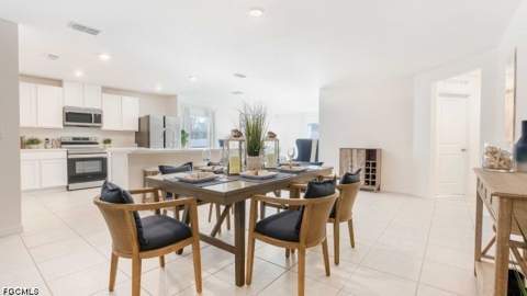1805 NE 6th Pl, Cape Coral FL - photo 6 of 18
