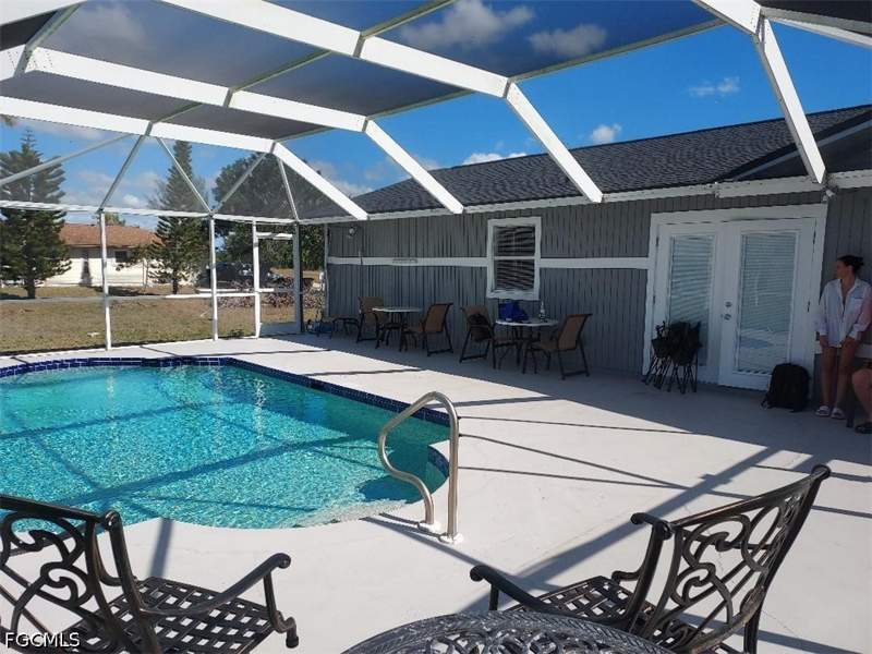 3 bedroom SingleFamilyResidence at 2205 NW 15th St, Cape Coral, Cape Coral — photo 3