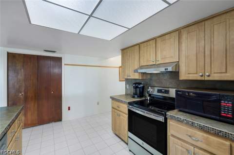 6711 Cadet Ave, Fort Myers FL - photo 17 of 42