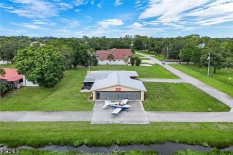 6711 Cadet Ave, Fort Myers FL - photo 6 of 42