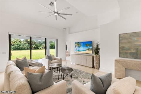 221 10th St SE, Naples FL - photo 7 of 49