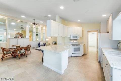28179 Islet Trl, Bonita Springs FL - photo 12 of 39