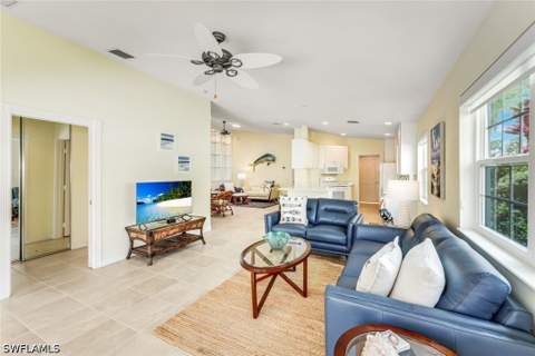 28179 Islet Trl, Bonita Springs FL - photo 15 of 39