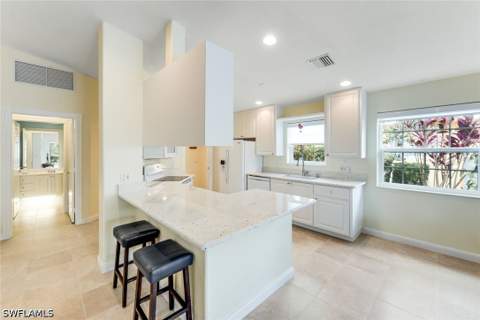 28179 Islet Trl, Bonita Springs FL - photo 9 of 39