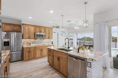 4885 E Riverside Dr, Fort Myers FL - photo 11 of 44