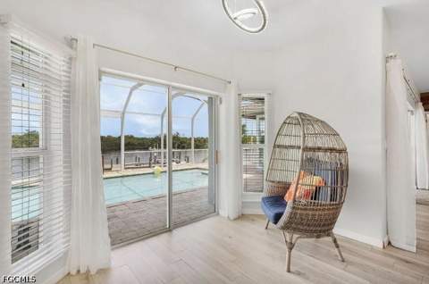 4885 E Riverside Dr, Fort Myers FL - photo 16 of 44