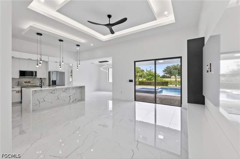 4 bedroom SingleFamilyResidence at 330 SW 26th Pl, Cape Coral, Cape Coral — photo 4