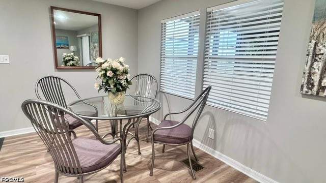 2 bedroom ManufacturedHome at 5509 Miles Standish Ln, Old Bridge Village, North Fort Myers — photo 5
