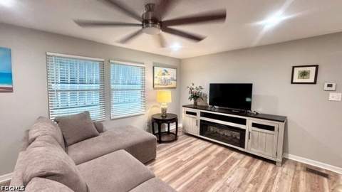 5509 Miles Standish Ln, North Fort Myers FL - photo 7 of 49