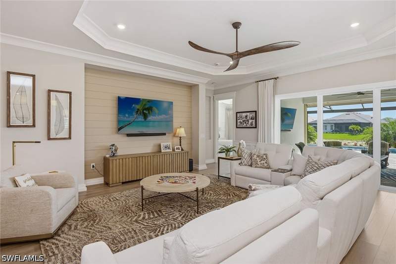 3 bedroom SingleFamilyResidence at 15848 Triesta Ln, Esplanade By The Islands, Naples — photo 3