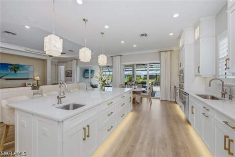 15848 Triesta Ln, Naples FL - photo 7 of 48