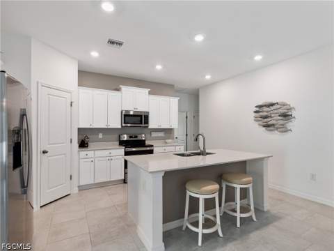 3801 Treasure Oak Way, Fort Myers FL - photo 10 of 39