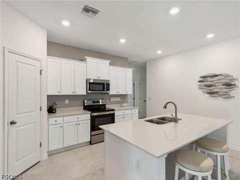 3801 Treasure Oak Way, Fort Myers FL - photo 12 of 39