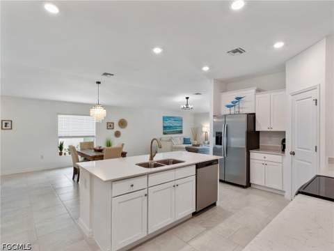 3801 Treasure Oak Way, Fort Myers FL - photo 13 of 39