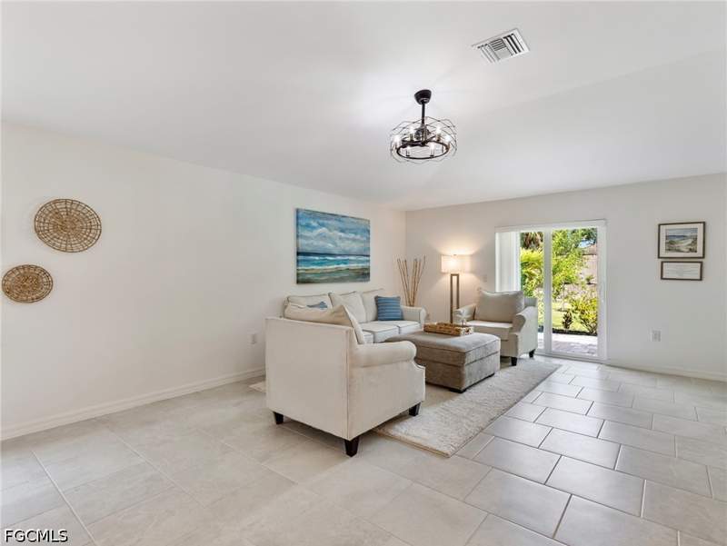 4 bedroom SingleFamilyResidence at 3801 Treasure Oak Way, Oakview, Fort Myers — photo 5