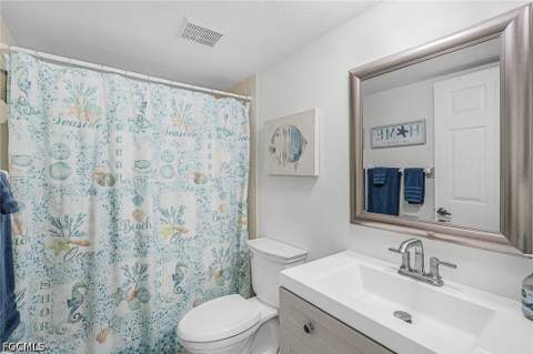 14461 Lakewood Trace Ct 103, Fort Myers FL - photo 10 of 28