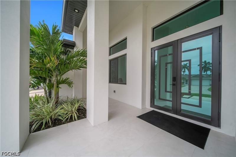 4 bedroom SingleFamilyResidence at 2726 SW 38th St, Cape Coral, Cape Coral — photo 5