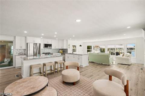 11181 Azalea Ln, Fort Myers Beach FL - photo 11 of 39
