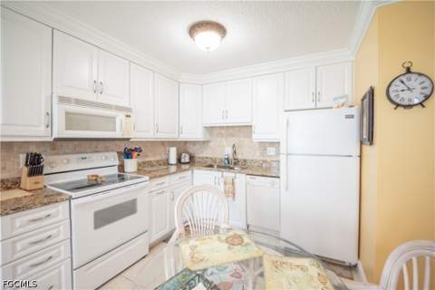 7360 Estero Blvd 703, Fort Myers Beach FL - photo 10 of 33