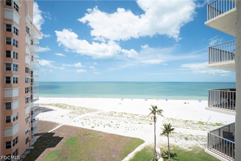 1 bedroom Condominium at 7360 Estero Blvd 703, Estero Beach And Tennis Club, Fort Myers Beach — photo 2