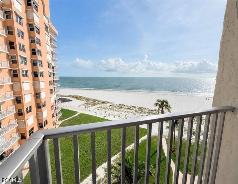 1 bedroom Condominium at 7360 Estero Blvd 703, Estero Beach And Tennis Club, Fort Myers Beach — photo 3