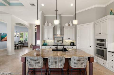 504 Kendall Dr, Marco Island FL - photo 8 of 40