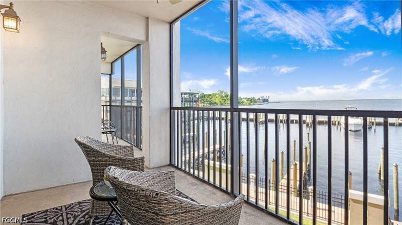 3 bedroom Condominium at 1920 Virginia Ave 202, Pointe Royale, Fort Myers — photo 3