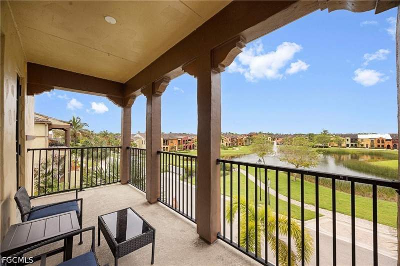 3 bedroom Townhouse at 11875 Izarra Way 8712, Paseo, Fort Myers — photo 3