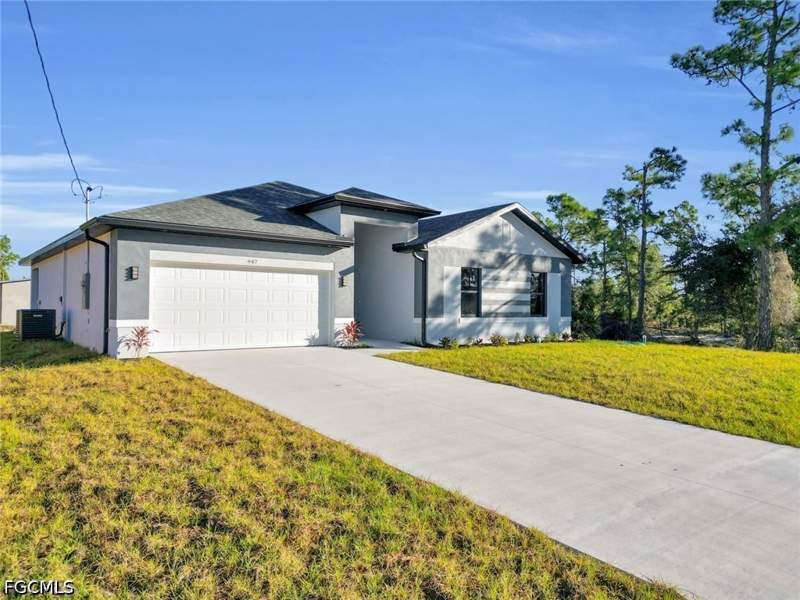 4 bedroom SingleFamilyResidence at 1112 Summa Blvd, Lehigh Acres, Lehigh Acres — photo 2