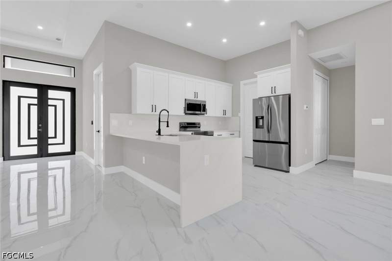 4 bedroom SingleFamilyResidence at 1112 Summa Blvd, Lehigh Acres, Lehigh Acres — photo 3