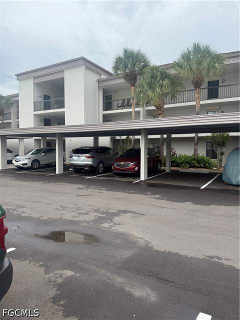 5845 Trailwinds Dr 515, Fort Myers FL - photo 10 of 11